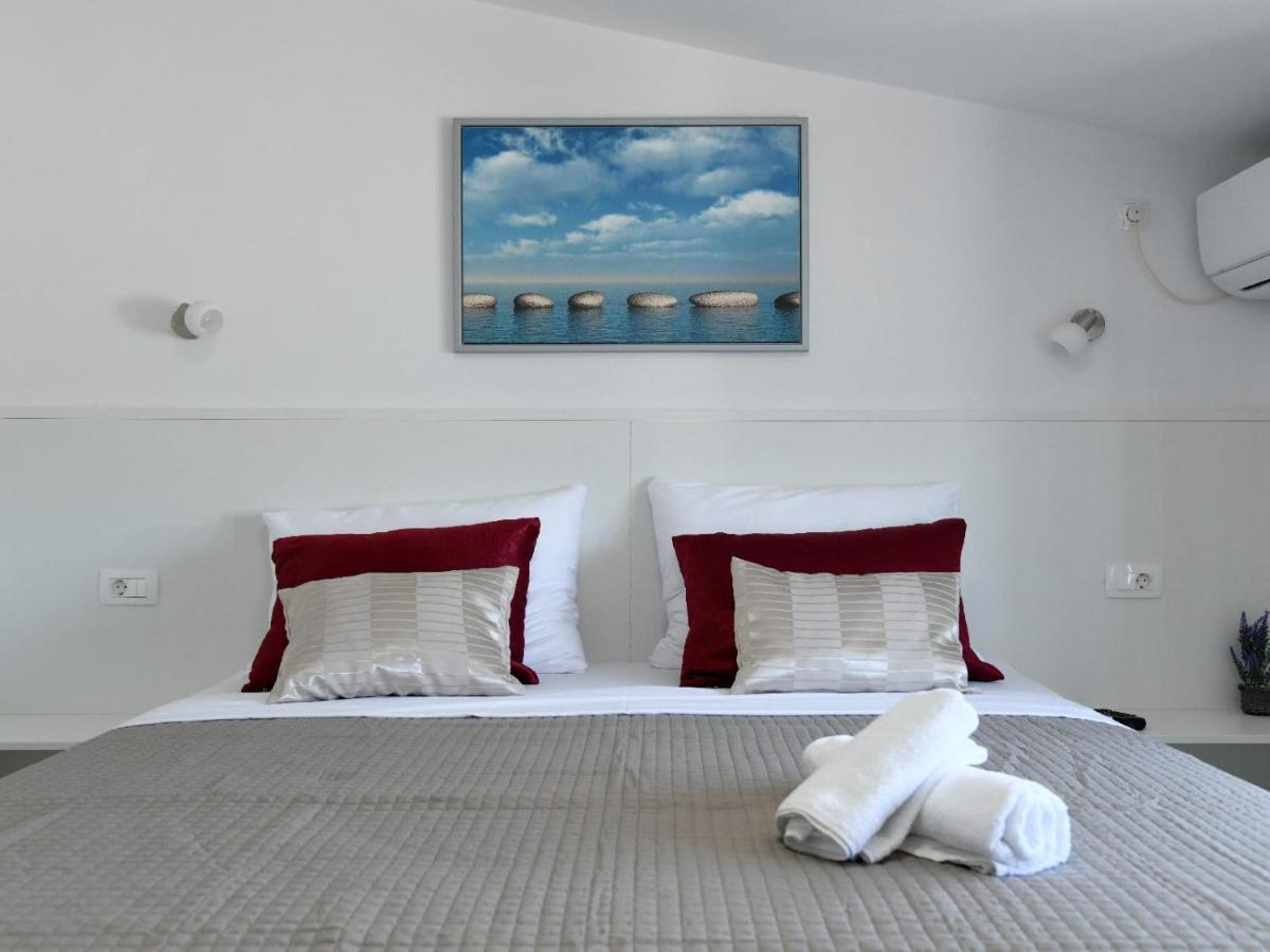 Apartmani Antonia Trogir Exterior photo