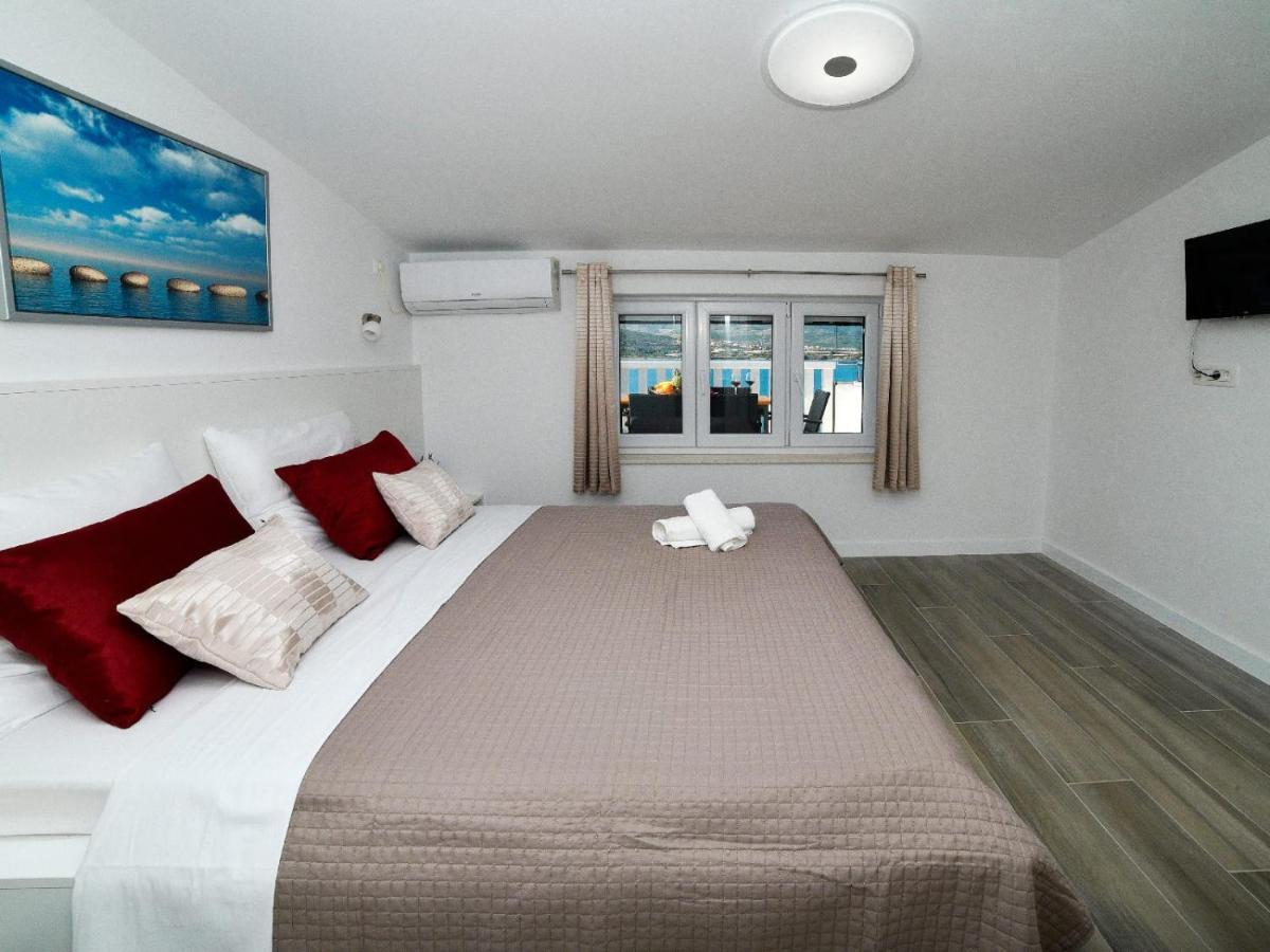 Apartmani Antonia Trogir Exterior photo