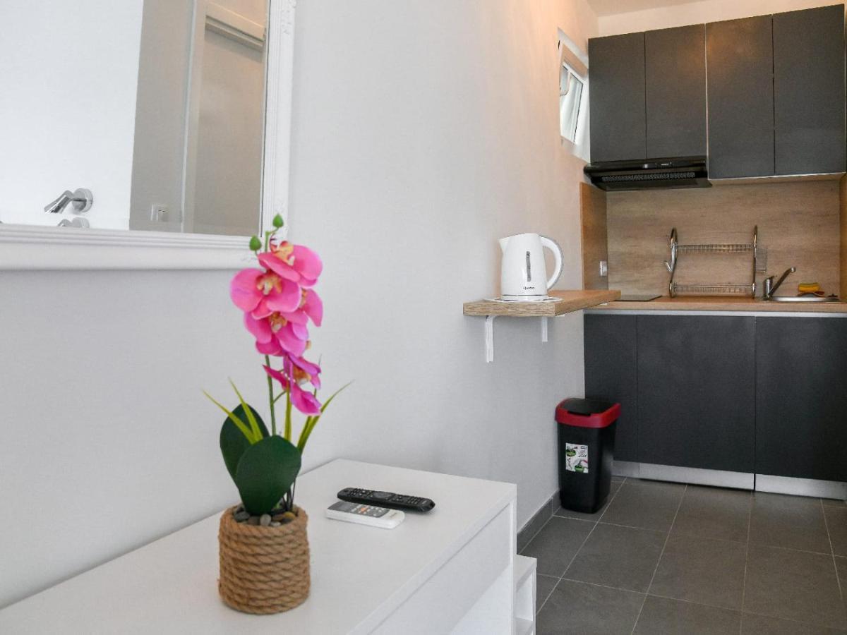 Apartmani Antonia Trogir Exterior photo