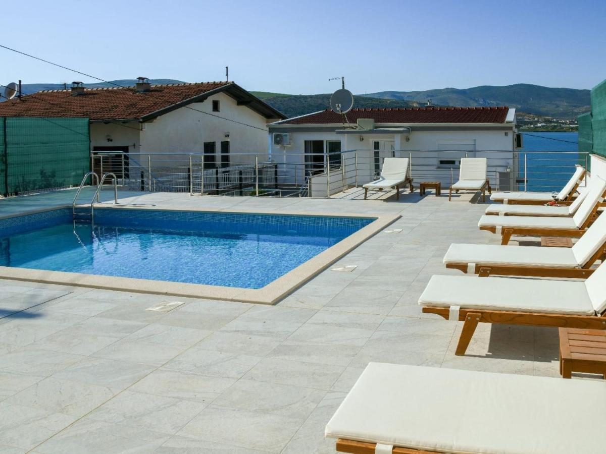 Apartmani Antonia Trogir Exterior photo