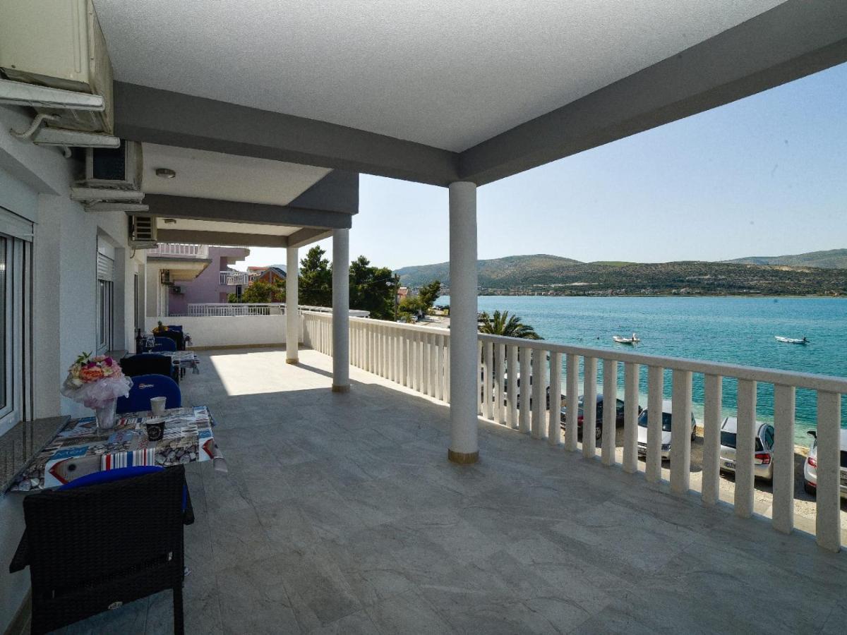 Apartmani Antonia Trogir Exterior photo