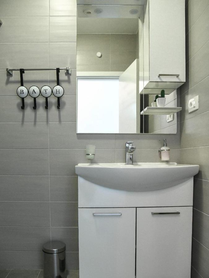 Apartmani Antonia Trogir Exterior photo