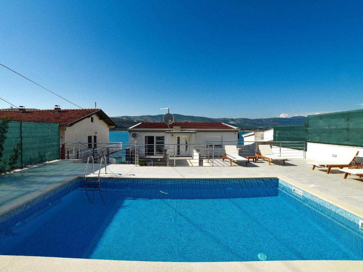 Apartmani Antonia Trogir Exterior photo